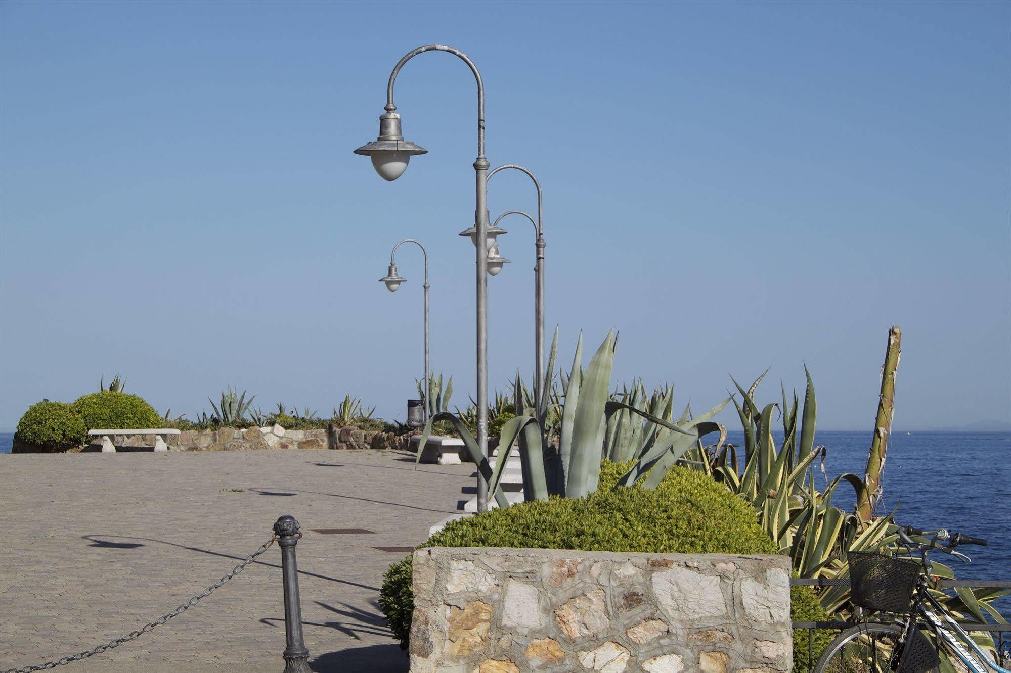 Affittacamere Vista Mare Porto Azzurro Exterior foto